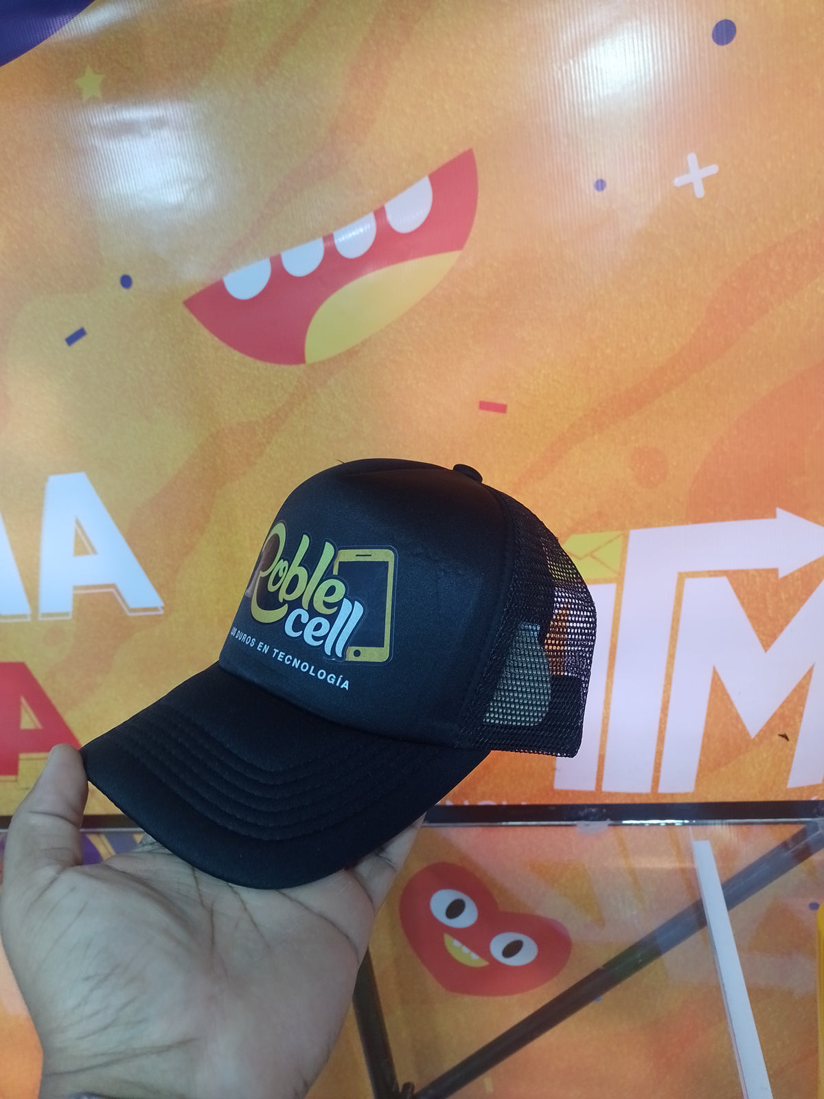 GORRA MALLA ESTAMPADA